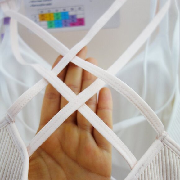 SO 2-Pack Lightly Lined Strappy Seamless Bralette Set White Cream (XL/38B) NWT! - Picture 3 of 11